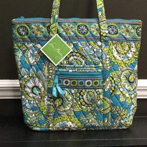 Vera Bradley Villager Tote NWT